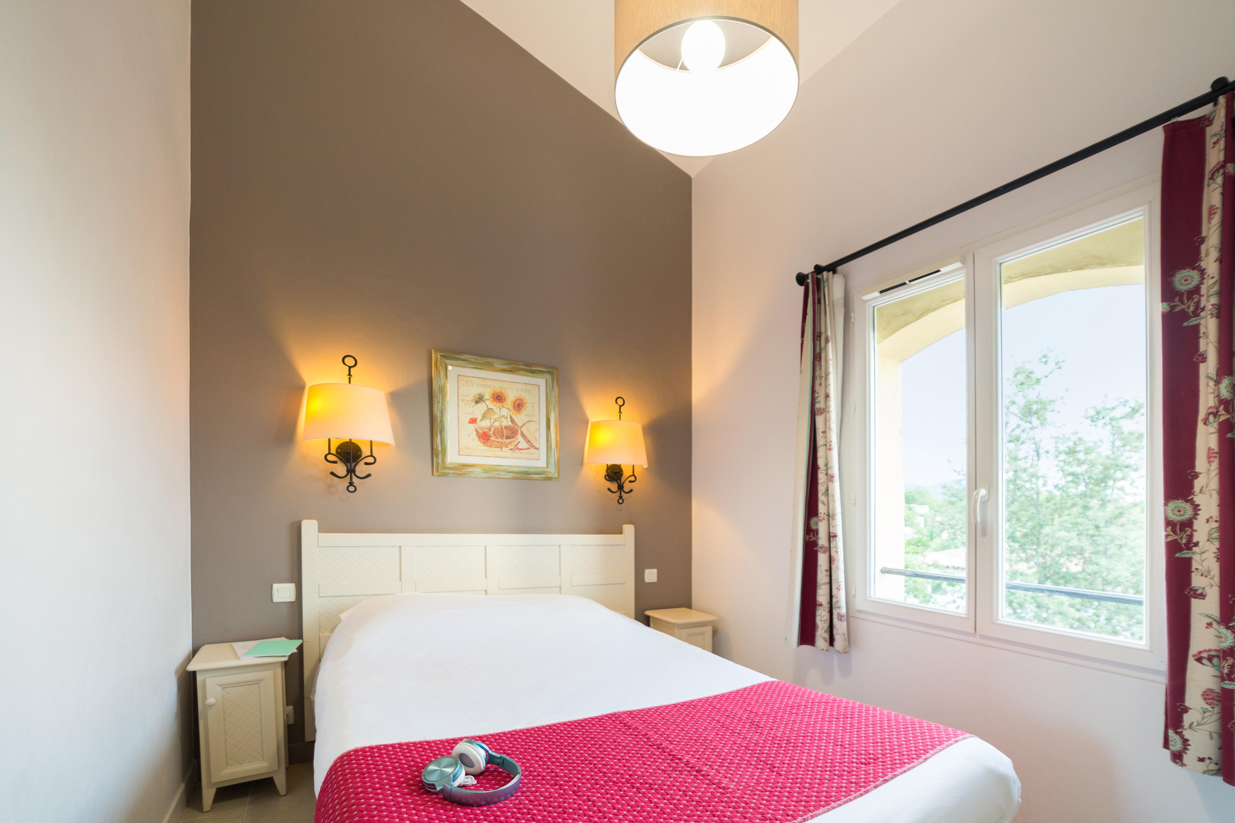 Village Pierre & Vacances Le Rouret Гроспиер Екстериор снимка