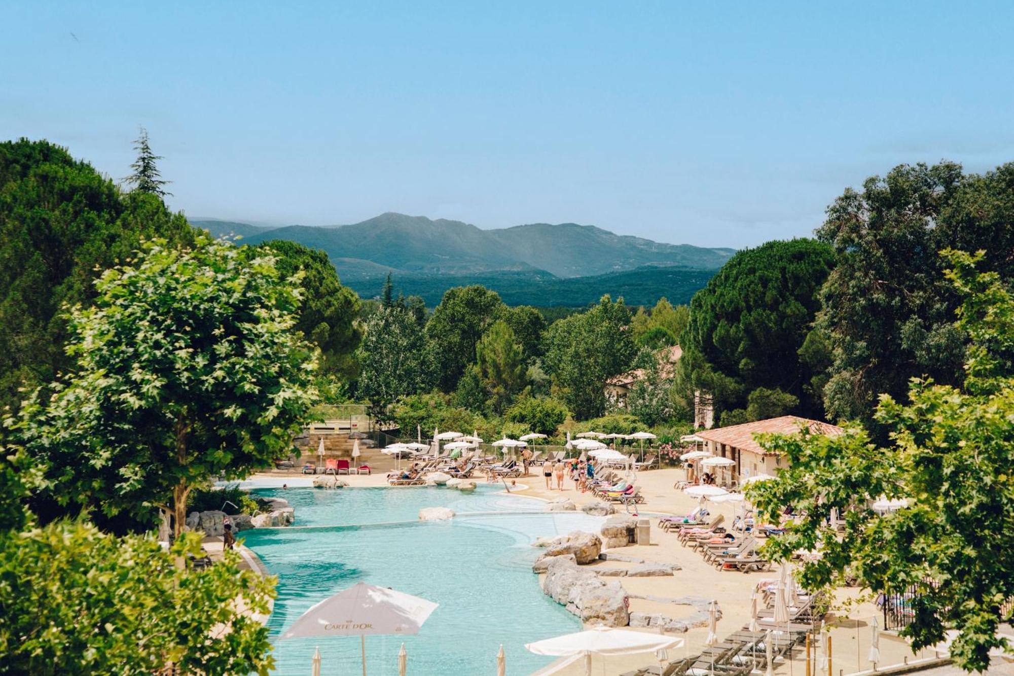 Village Pierre & Vacances Le Rouret Гроспиер Екстериор снимка