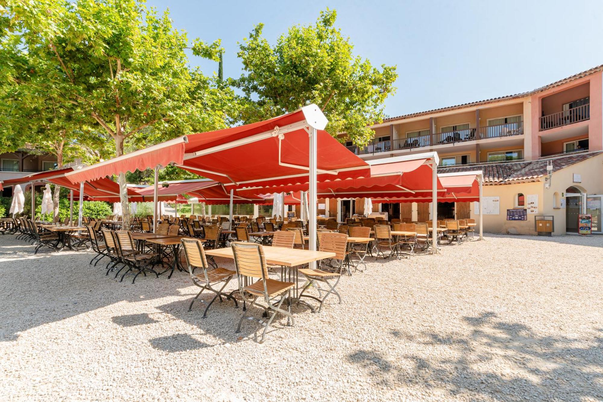 Village Pierre & Vacances Le Rouret Гроспиер Екстериор снимка